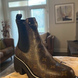 Louis Vuitton Brown Monogram Platform Chelsea Boot